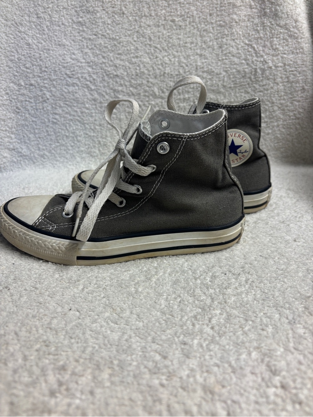 Converse Kids Chuck Taylor High Top Sneakers - Charcoal Youth size 1